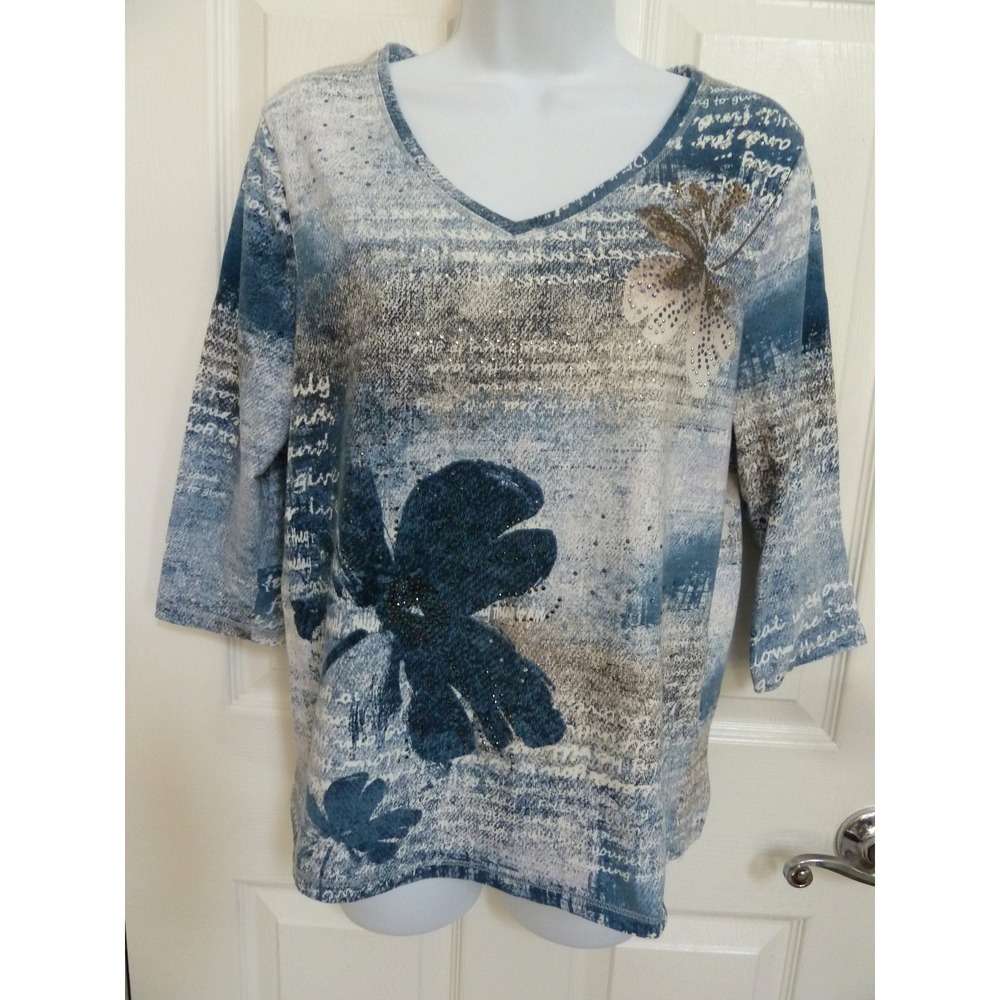 Onque Casual Womens Medium Blue Floral Beaded V-Neck Artsy 3/4 Sleeve Top